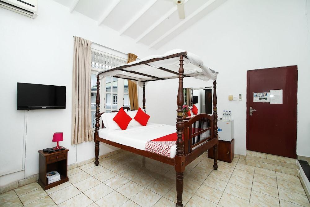 Katunayaka Oyo 347 Hotel Empryean מראה חיצוני תמונה