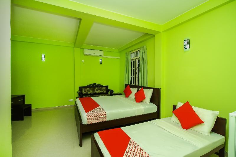 Katunayaka Oyo 347 Hotel Empryean מראה חיצוני תמונה