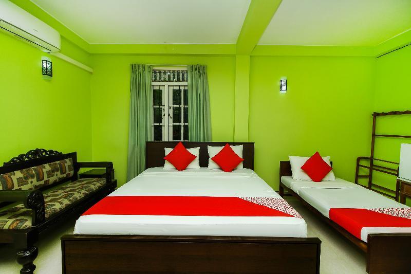 Katunayaka Oyo 347 Hotel Empryean מראה חיצוני תמונה